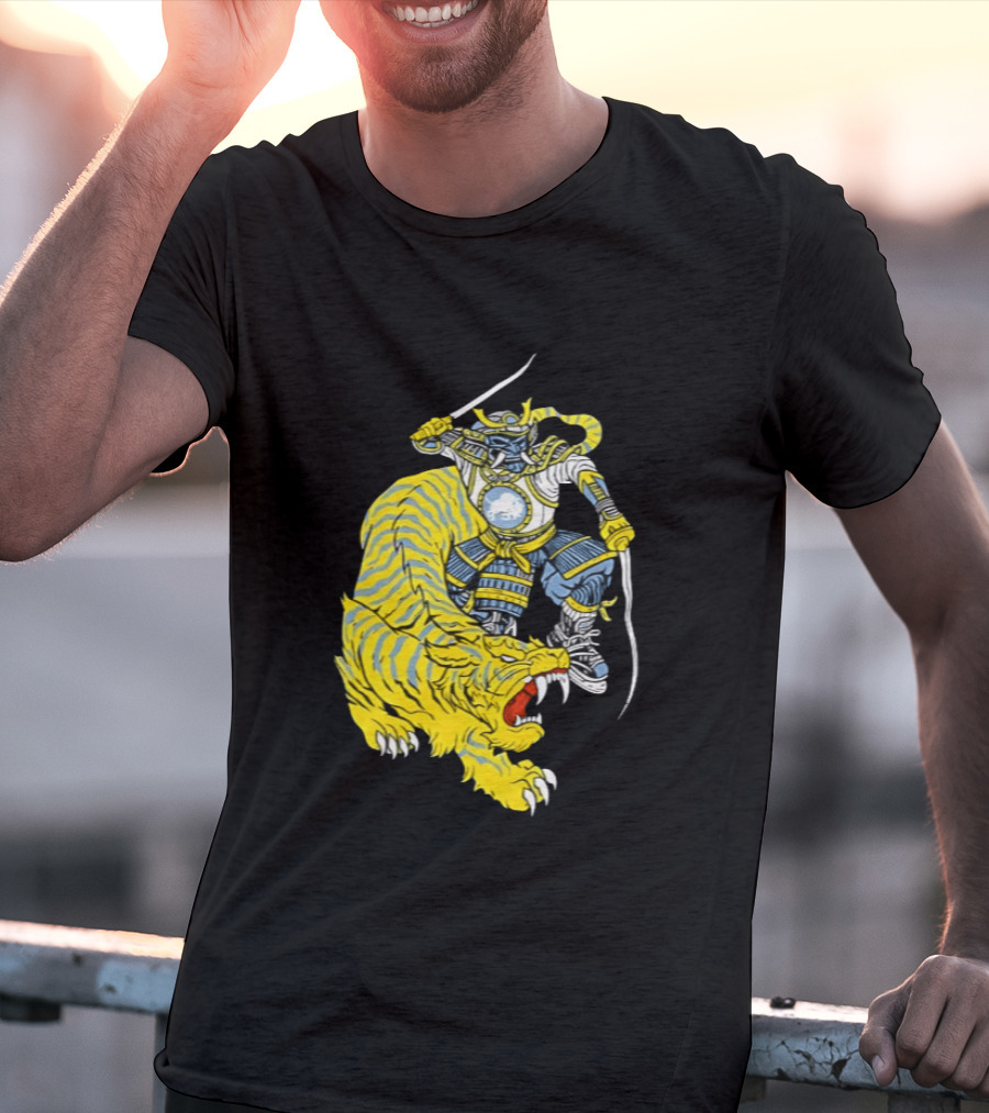 Buffalo Sabres Knight Battling Fierce Sabretooth Tiger T-Shirt