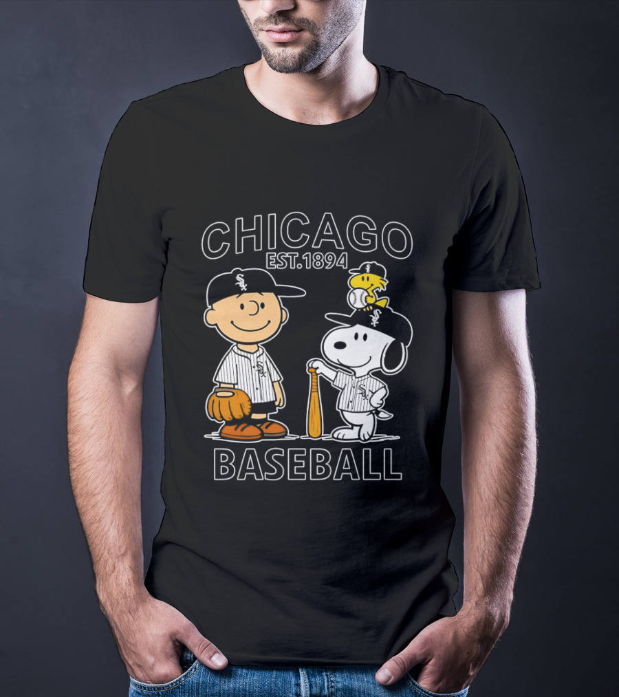 Chicago White Sox Baseball Snoopy Charlie Brown Peanuts Est 1894 T-Shirt