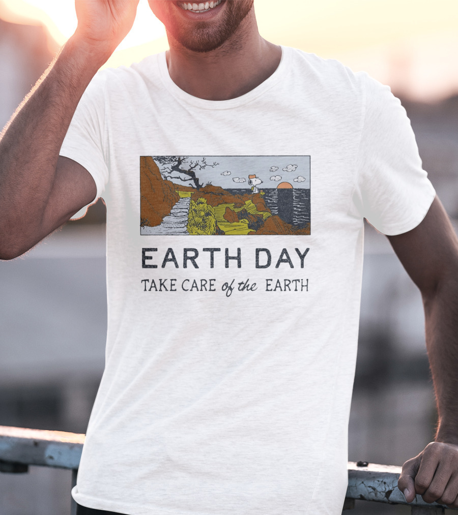Earth Day Snoopy Woodstock Take Care Of The Earth Sunset Scene T-Shirt
