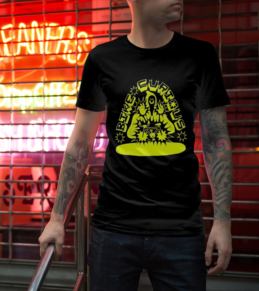 Bike Curious Wizardry Yellow Robe Starburst Biker T-Shirt