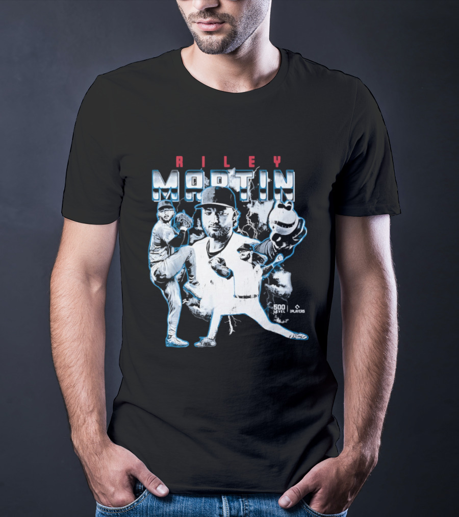 Riley Martin Chicago Cubs MLB Lightning Pitcher Action Scene T-Shirt