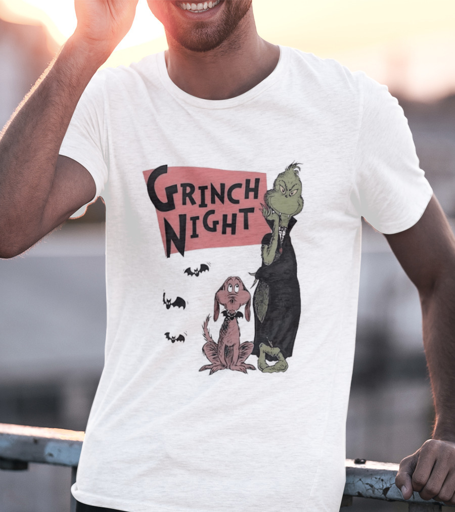 Grinch And Max Halloween Night Spooky Scene T-Shirt