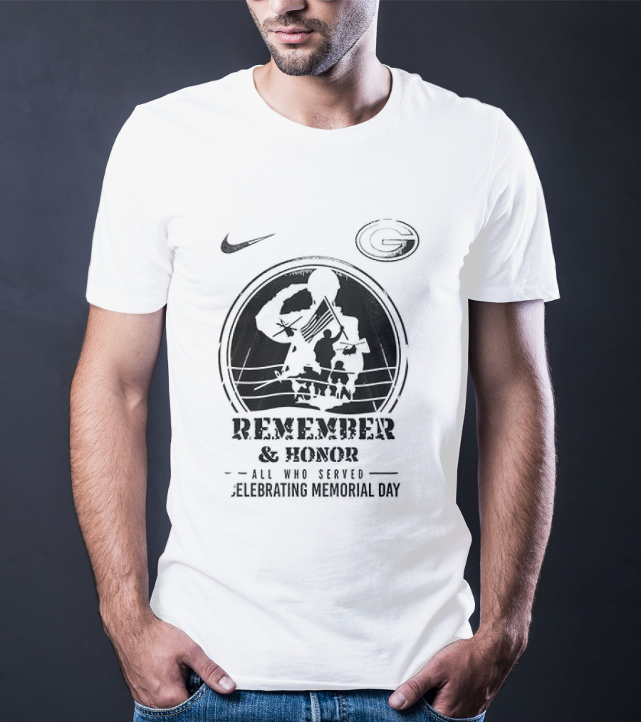 Remember & Honor Green Bay Packers Celebrating Memorial Day T-Shirt