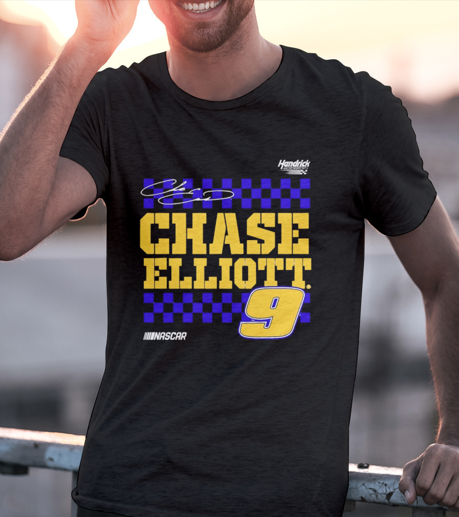 Chase Elliott 9 NASCAR Hendrick Motorsports Vive La Fete Autographed T-Shirt