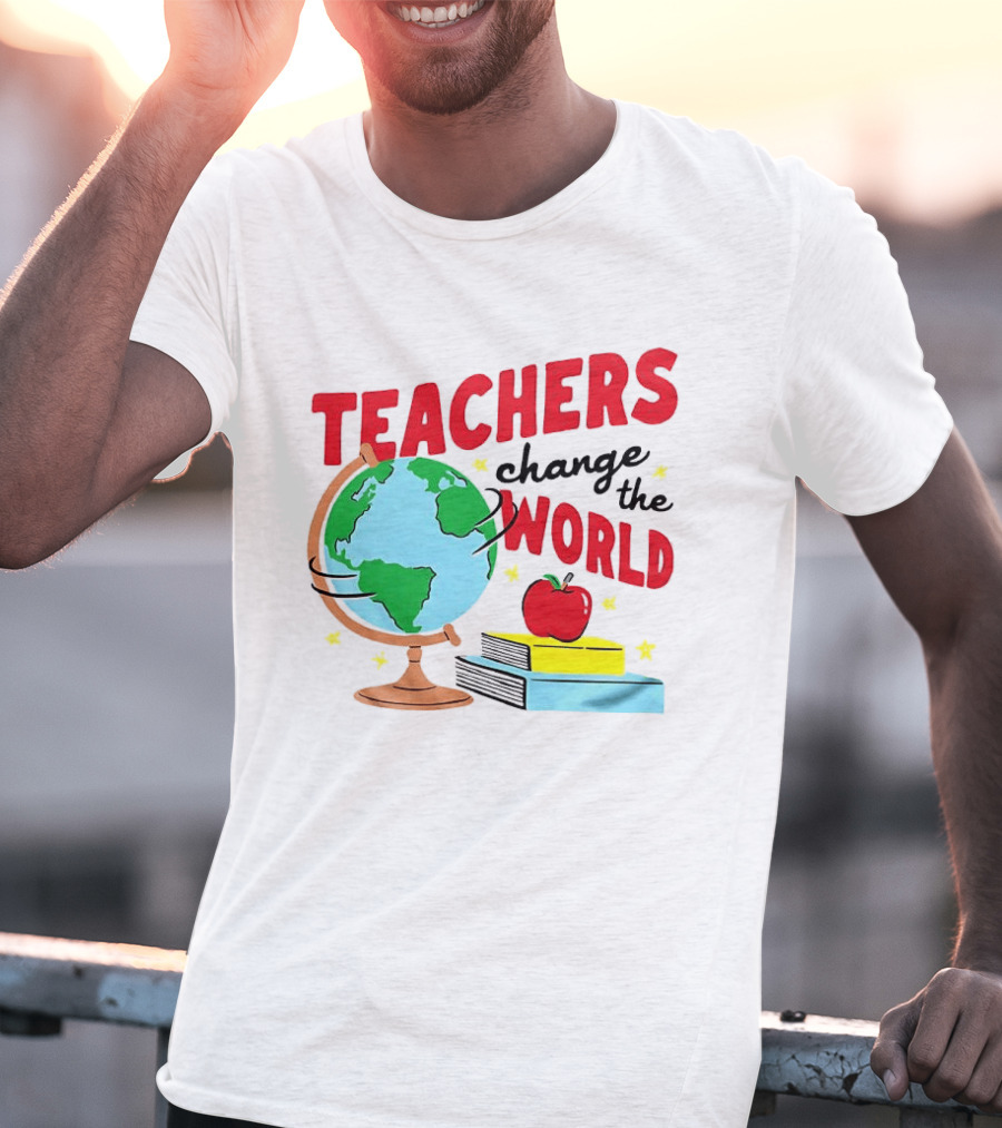 Teachers Change The World Globe Book Apple T-Shirt