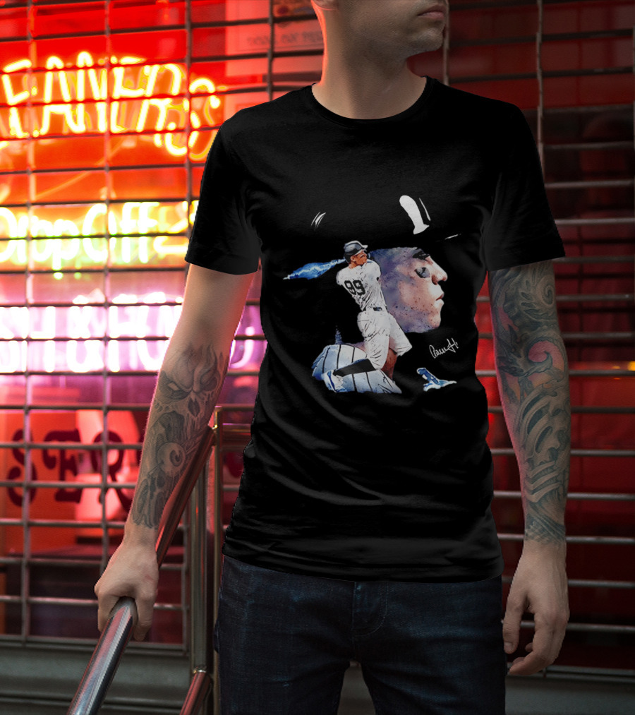 Aaron Judge New York Yankees Baseball Comic Art Jersey Number 99 T-Shirt