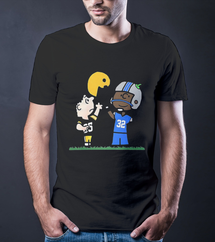 Green Bay Packers Vs Detroit Lions Peanuts Cartoon Lucy Charlie Brown Football T-Shirt