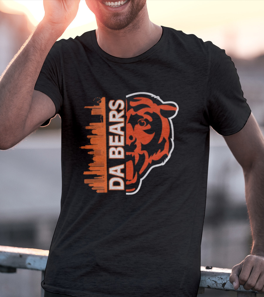 Da Bears Chicago Football City Skyline Bear Head T-Shirt