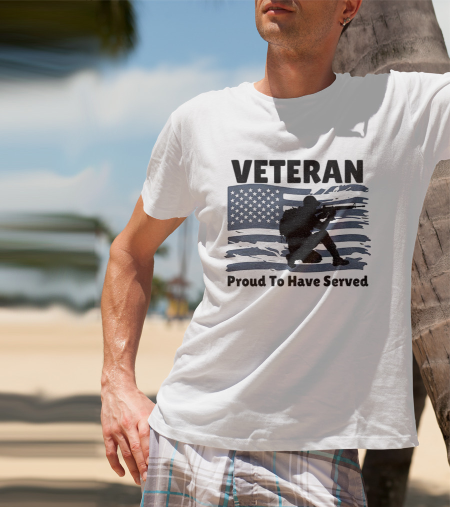 Veteran Proud To Have Served American Flag And Soldier Kneeling T-Shirt