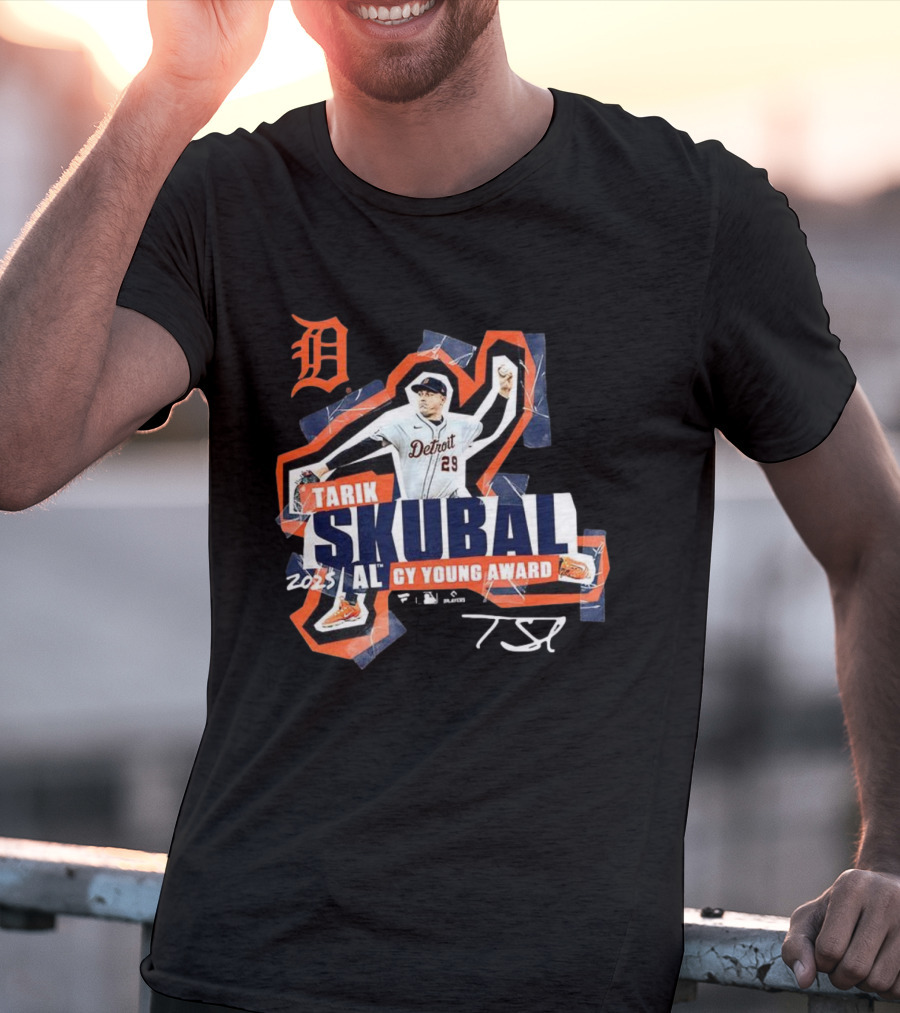 Tarik Skubal Detroit 2025 AL Cy Young Award Tigers Signature T-Shirt