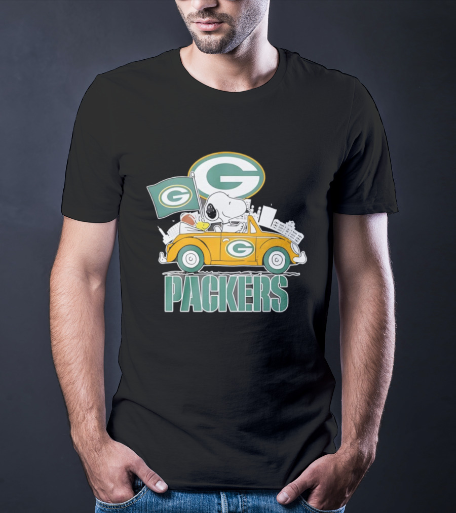 Green Bay Packers Snoopy Woodstock Driving Car Football Fan Art T-Shirt