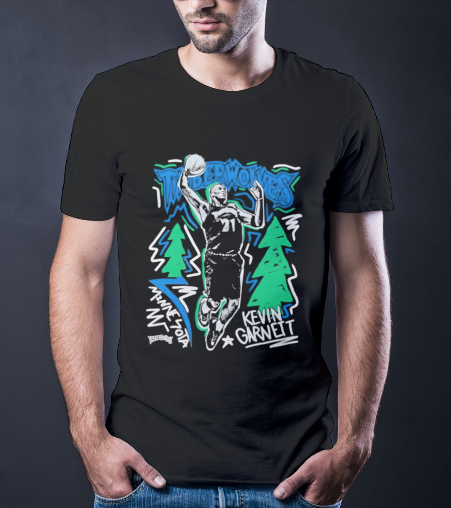 Minnesota Timberwolves Kevin Garnett Chalked Up Dunking Illustration T-Shirt