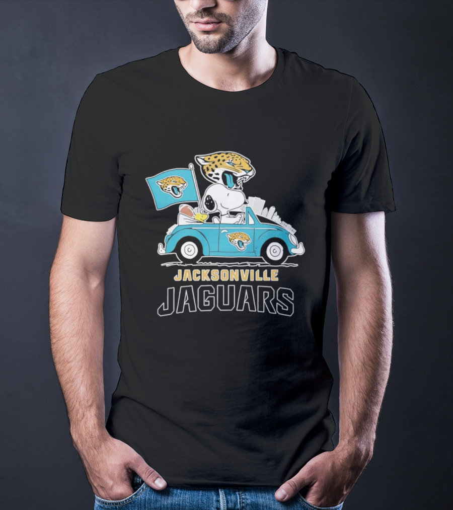 Peanuts Jacksonville Jaguars Snoopy Driving Car With Flag And Football T-Shirt