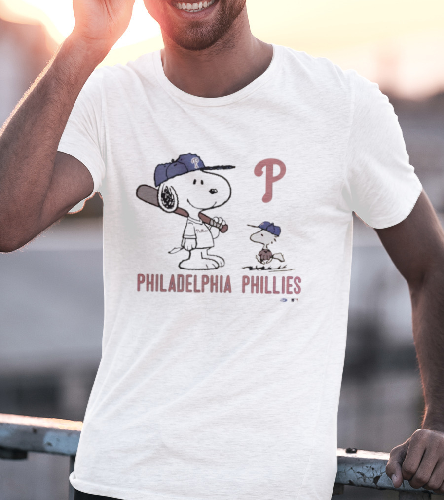 Philadelphia Phillies Peanuts Snoopy Woodstock Baseball Team Fan Gear T-Shirt