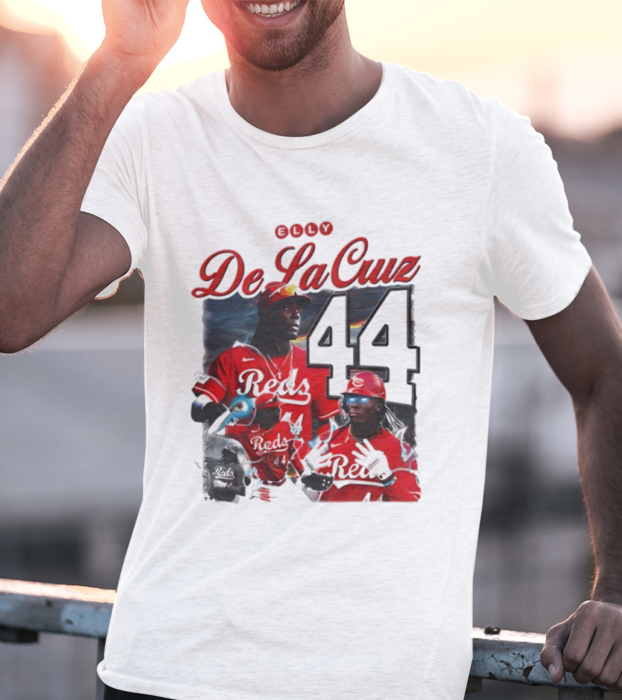 De La Cruz 44 Reds Vintage Style Electricidad Sports Icon T-Shirt
