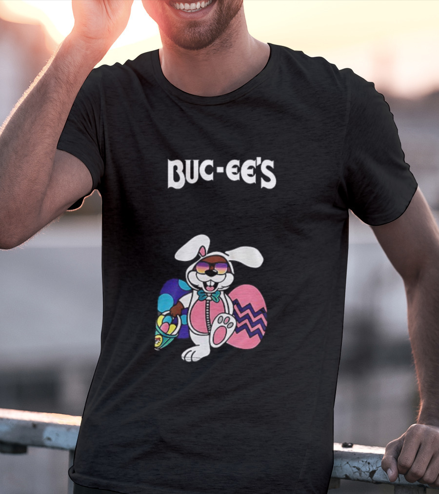 Buc-ee’s Easter Bunny Beaver Nugget I'm Hunting With Eggs And Candy T-Shirt