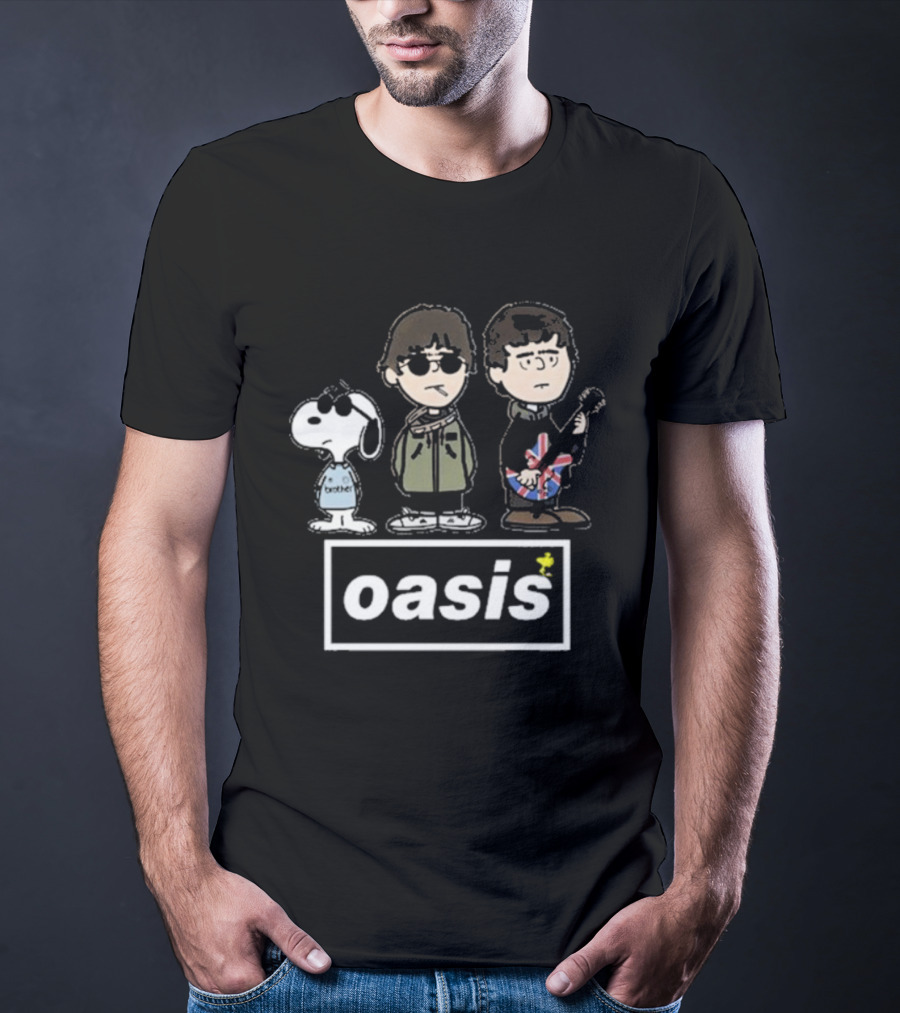 Oasis Snoopy Peanuts Live 2025 Mexico City Woodstock Union Jack T-Shirt