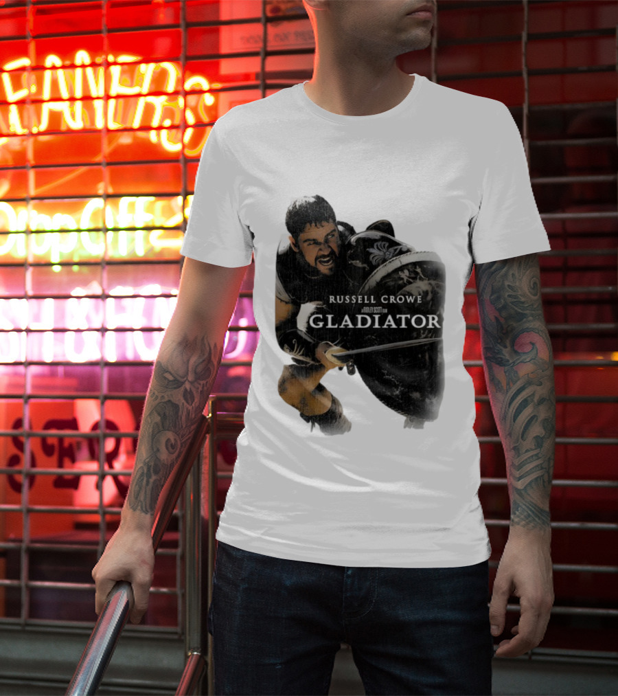 Russell Crowe Gladiator Ridley Scott Movie Character Shield Sword T-Shirt