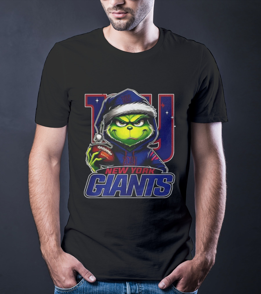 Grinch In Santa Hat Holding Football New York Giants NFL Christmas T-Shirt