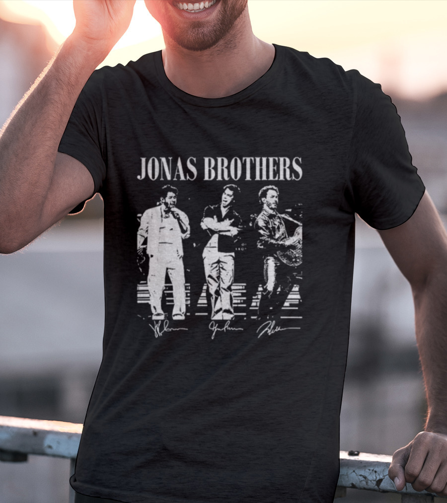 Jonas Brothers Vintage Tour 20th 2025 Signature Music T-Shirt