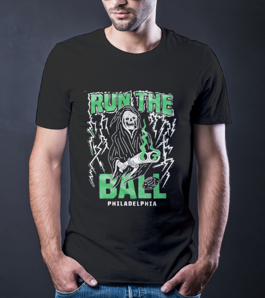 Philadelphia Grim Reaper Run The Ball Football Halloween T-Shirt