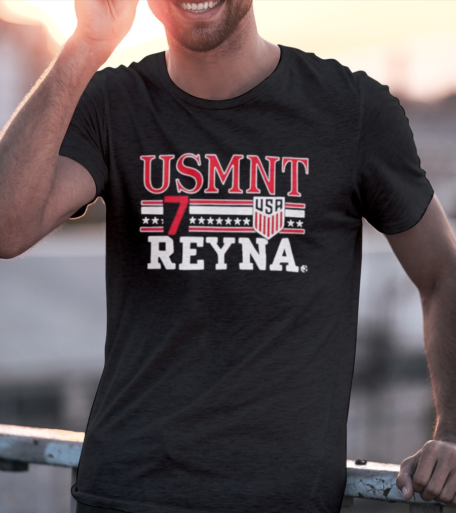 USMNT Reyna 7 USA Soccer Shield And Stars Player Print T-Shirt