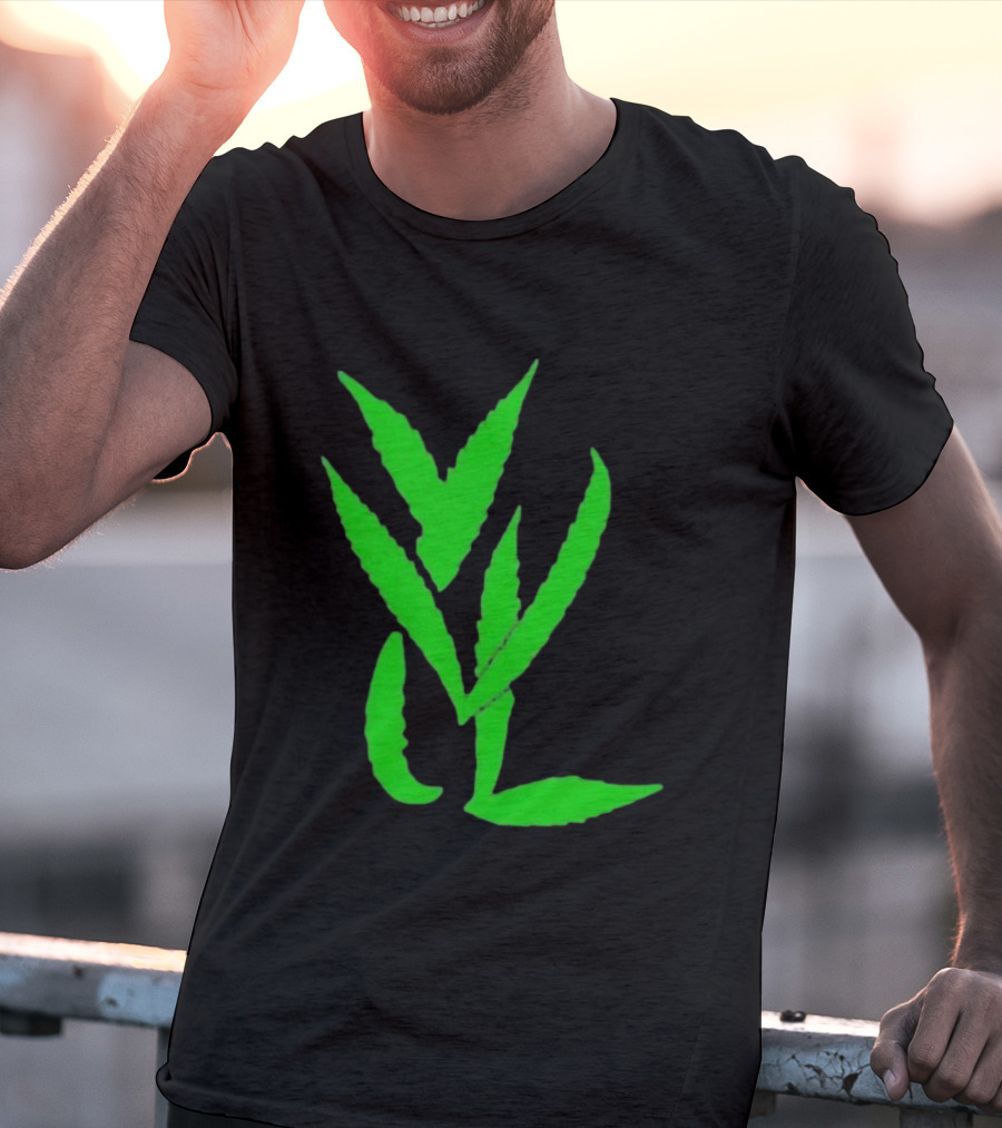 Trimset Green Leaf Symbol On Black T-Shirt