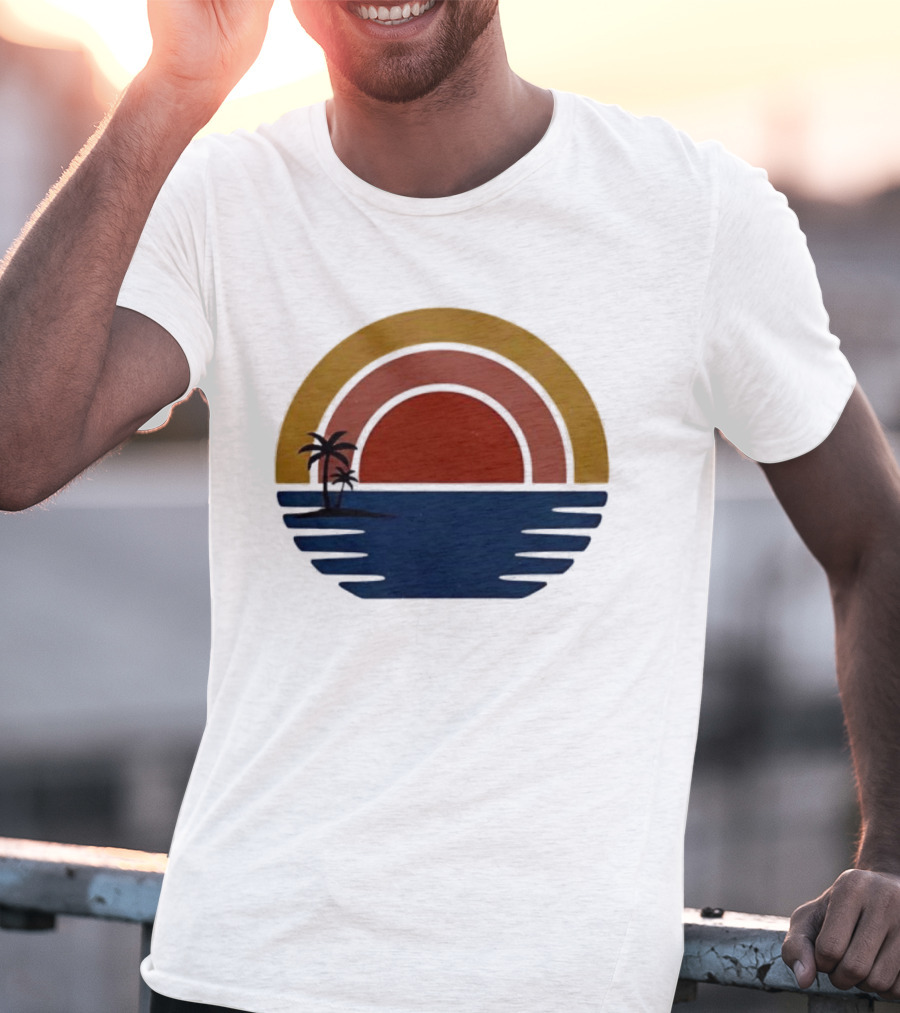 Retro Minimalist Sunset With Palm Trees And Ocean Waves T-Shirt