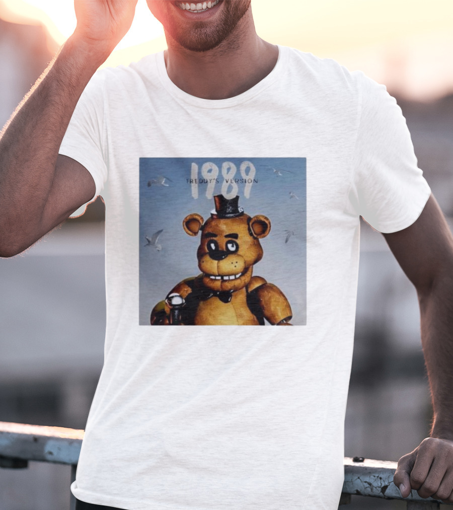 1989 Freddy's Version Bear With Microphone And Seagulls T-Shirt