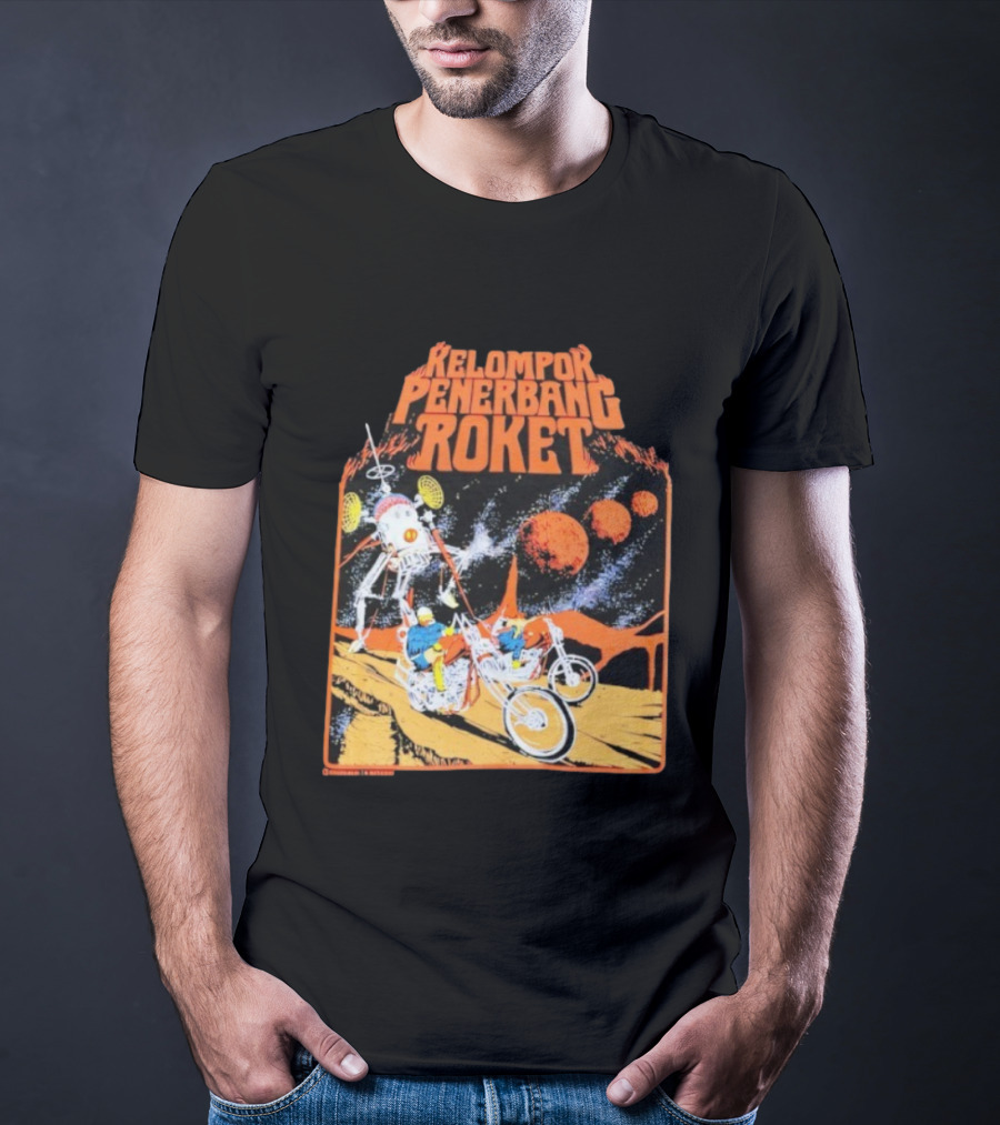 Kelompor Penerbang Roket Astronauts On Motorbikes With Mars And Spacecraft T-Shirt