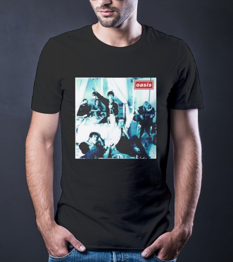 Oasis Cigarettes & Alcohol Vintage Band Photo Iconic Music Style T-Shirt