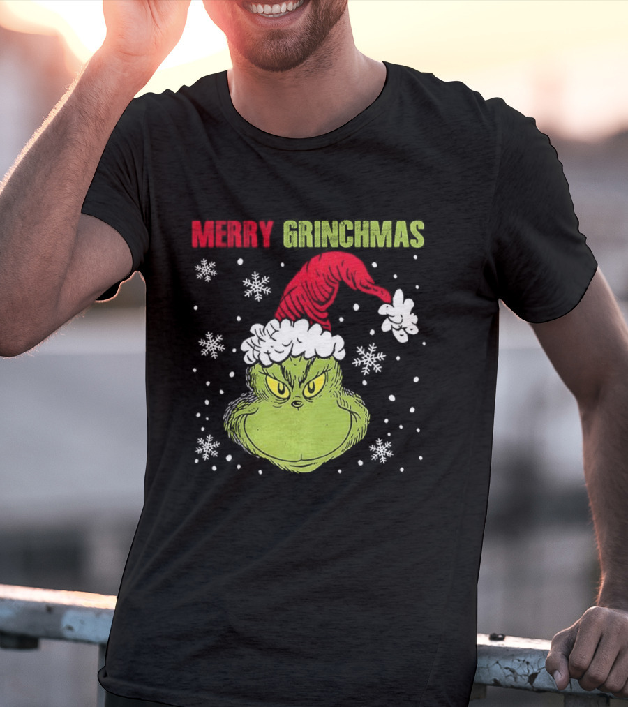 Merry Grinchmas Grinch Head Santa Hat Christmas Snowflakes T-Shirt