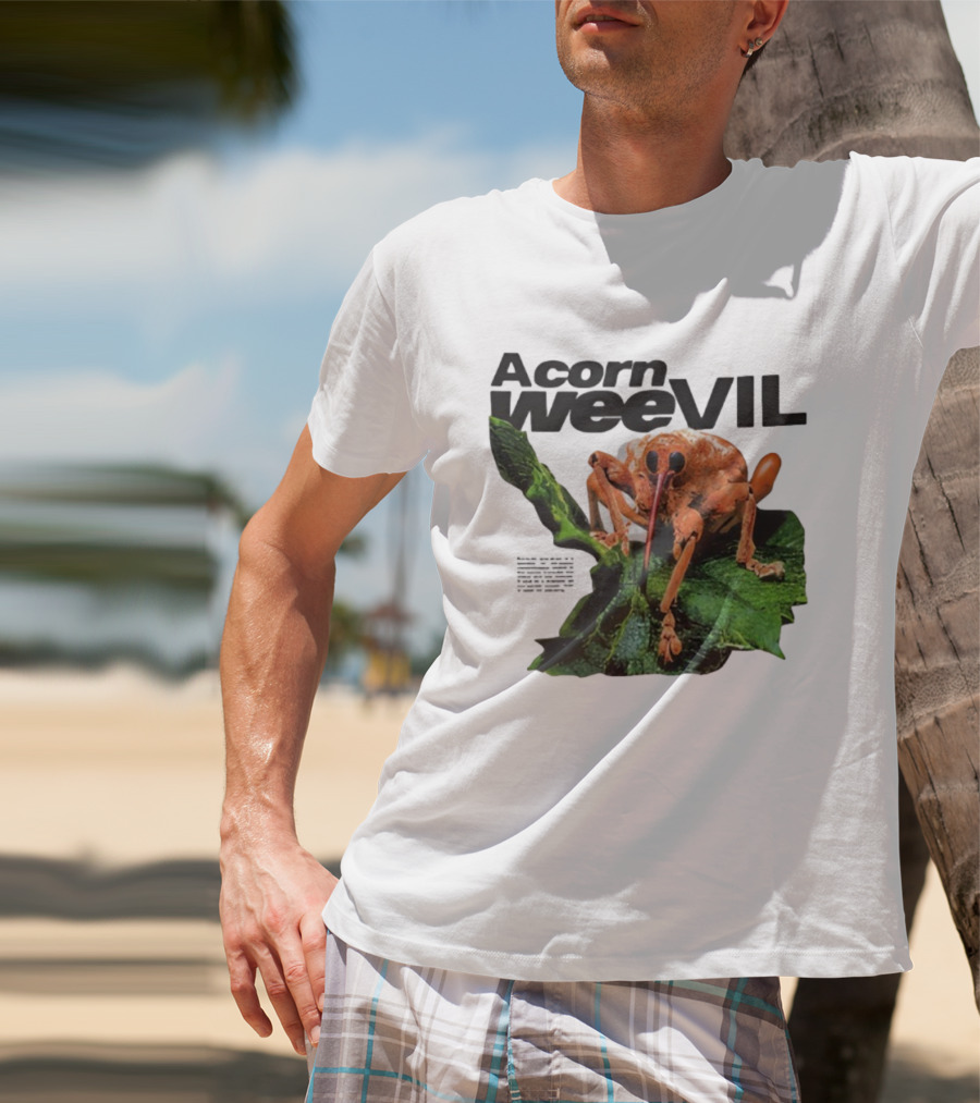 Acorn Weevil On Leaf Close-Up Stare T-Shirt