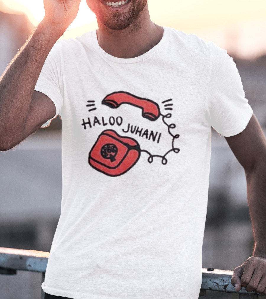 Haloo Juhani Retro Red Telephone Art T-Shirt