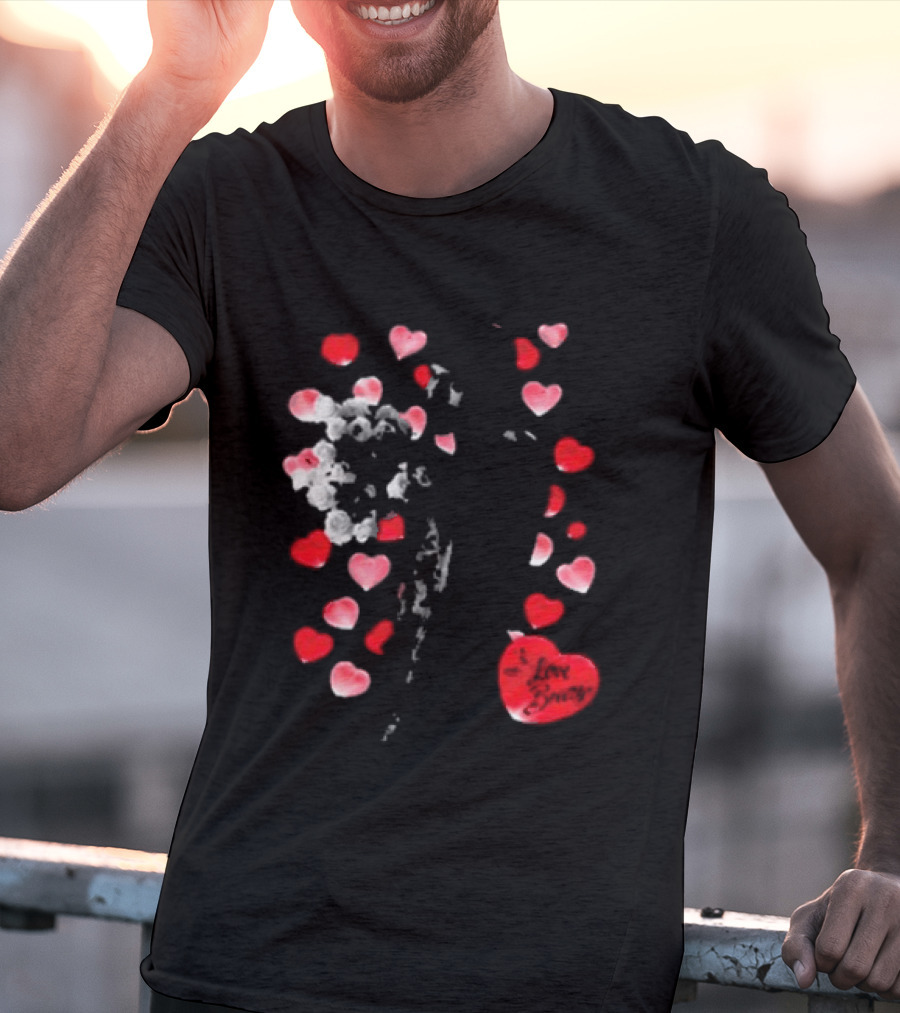 Chris Brown I Love Breezy Heart Petals T-Shirt