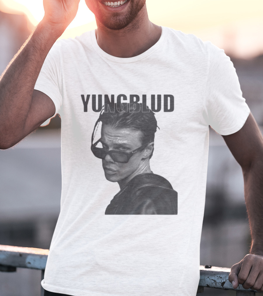 YUNGBLUD Sunglasses Cool Pose T-Shirt