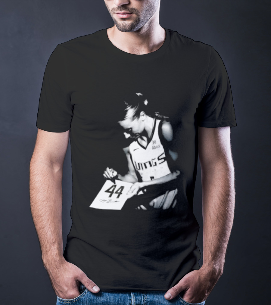 Paige Bueckers 44 Dallas Wings Basketball Women's Team Jersey T-Shirt