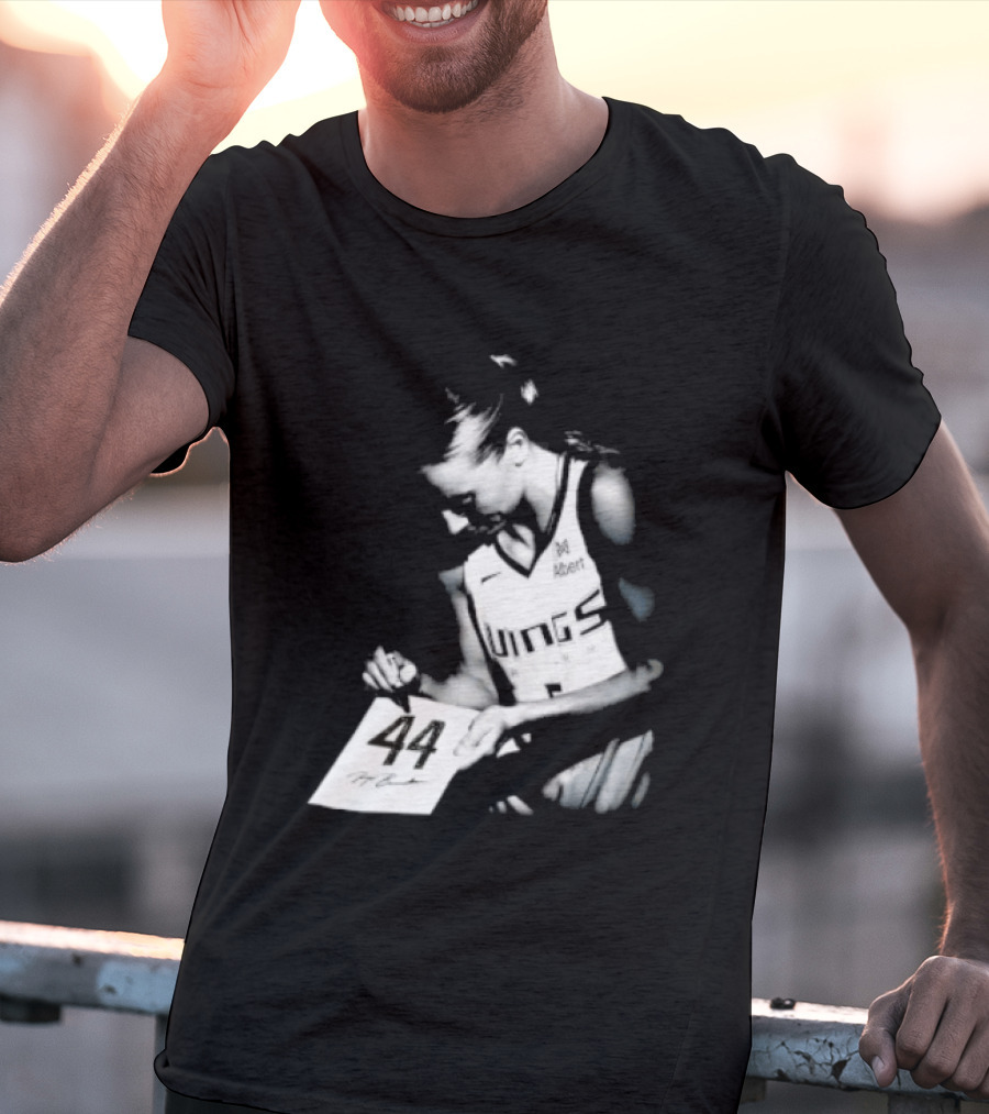 Paige Bueckers 44 Dallas Wings Basketball Women's Team Jersey T-Shirt