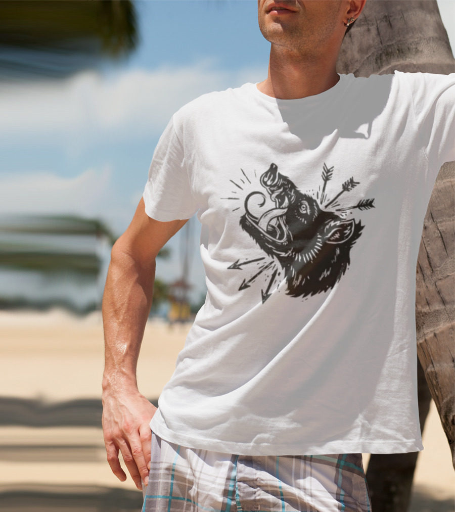 New Wolf Defiant To The End Arrows Illustrating Resilient Howling Wolf T-Shirt