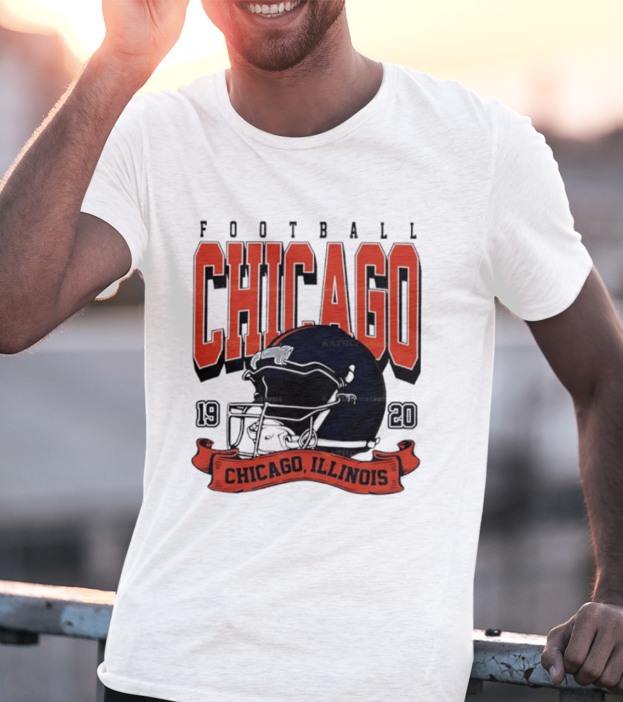 Chicago Football Helmet 1920 Illinois Sports Team T-Shirt