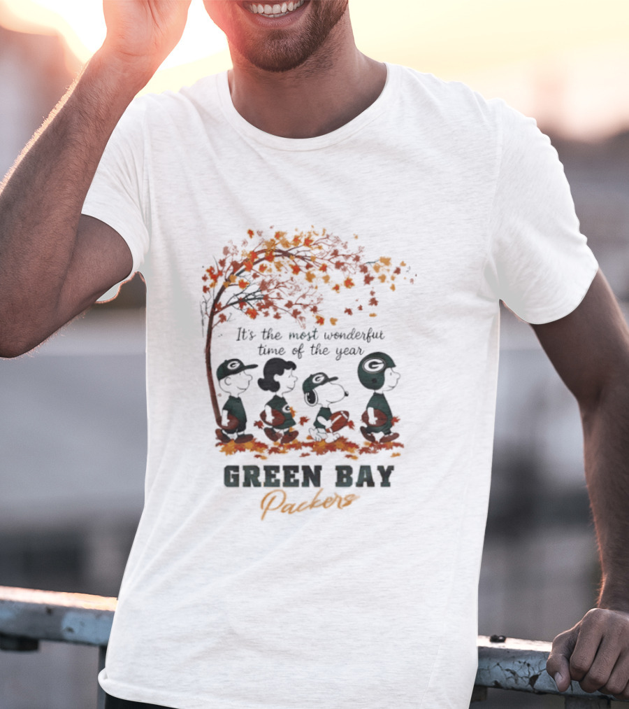 Green Bay Packers Snoopy Peanuts Fall Autumn Football It's The Most Wonderful Time Of The Year T-Shirt