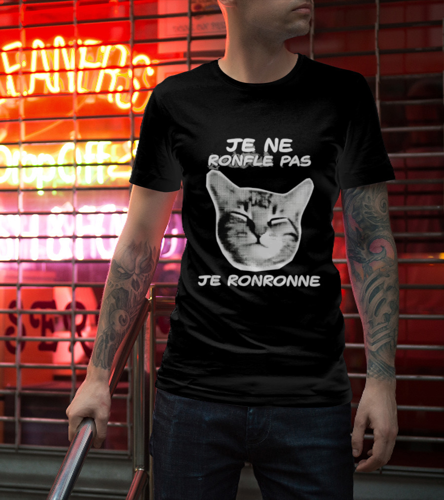 Je Ne Ronfle Pas Je Ronronne Cat T-Shirt