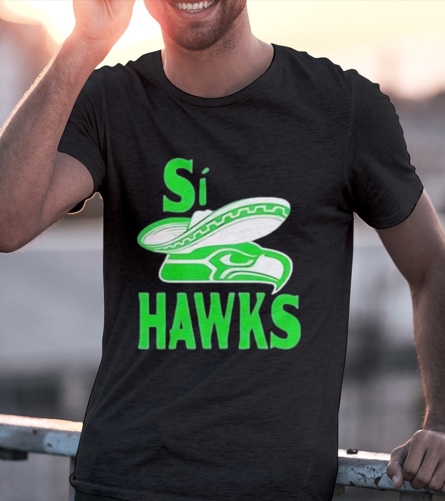 Si Hawks Mexican Sombrero Green Hawk T-Shirt