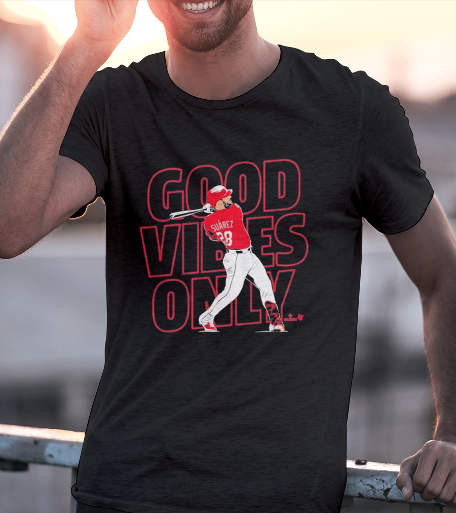 Eugenio Suárez Good Vibes Only Cincinnati Baseball Player Swinging 28 T-Shirt