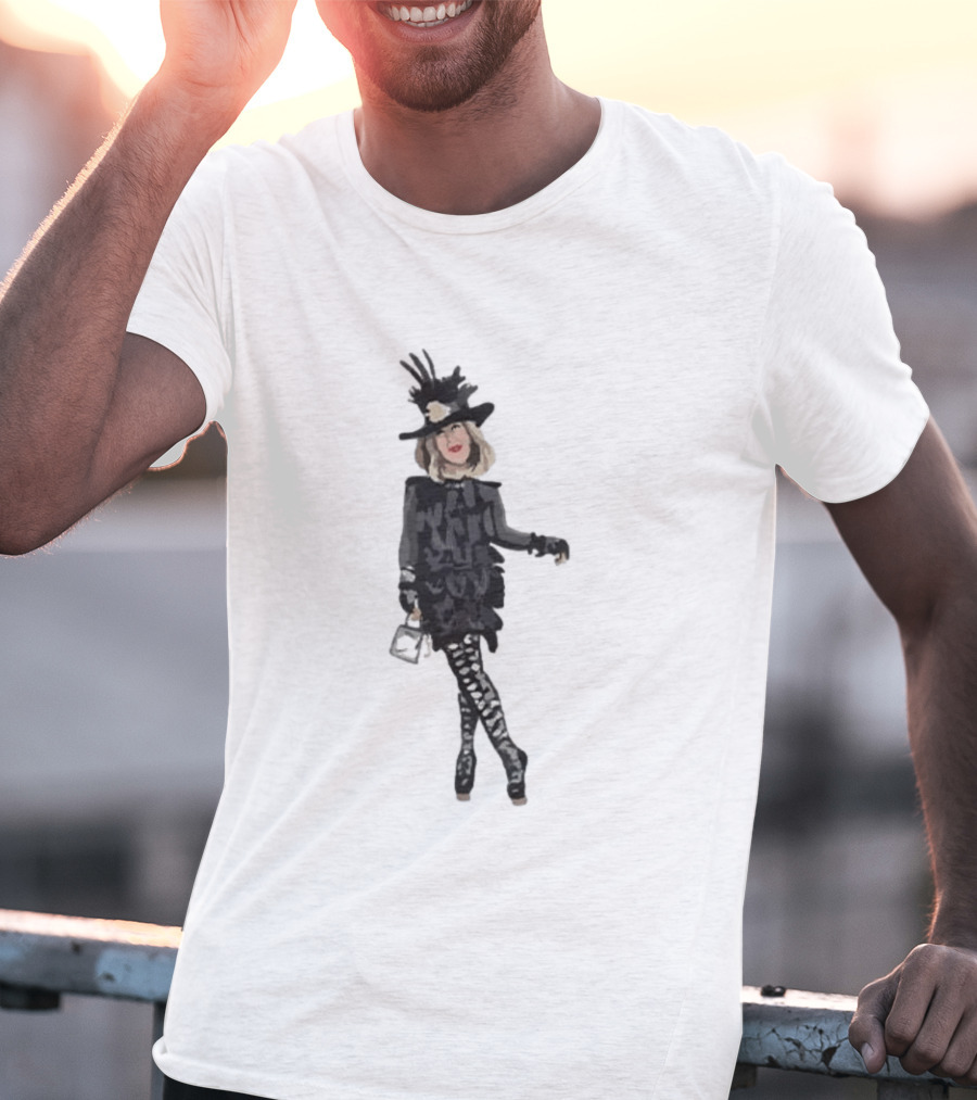 Catherine O'Hara Moira Rose Eccentric Fashion Style Iconic Outfit T-Shirt