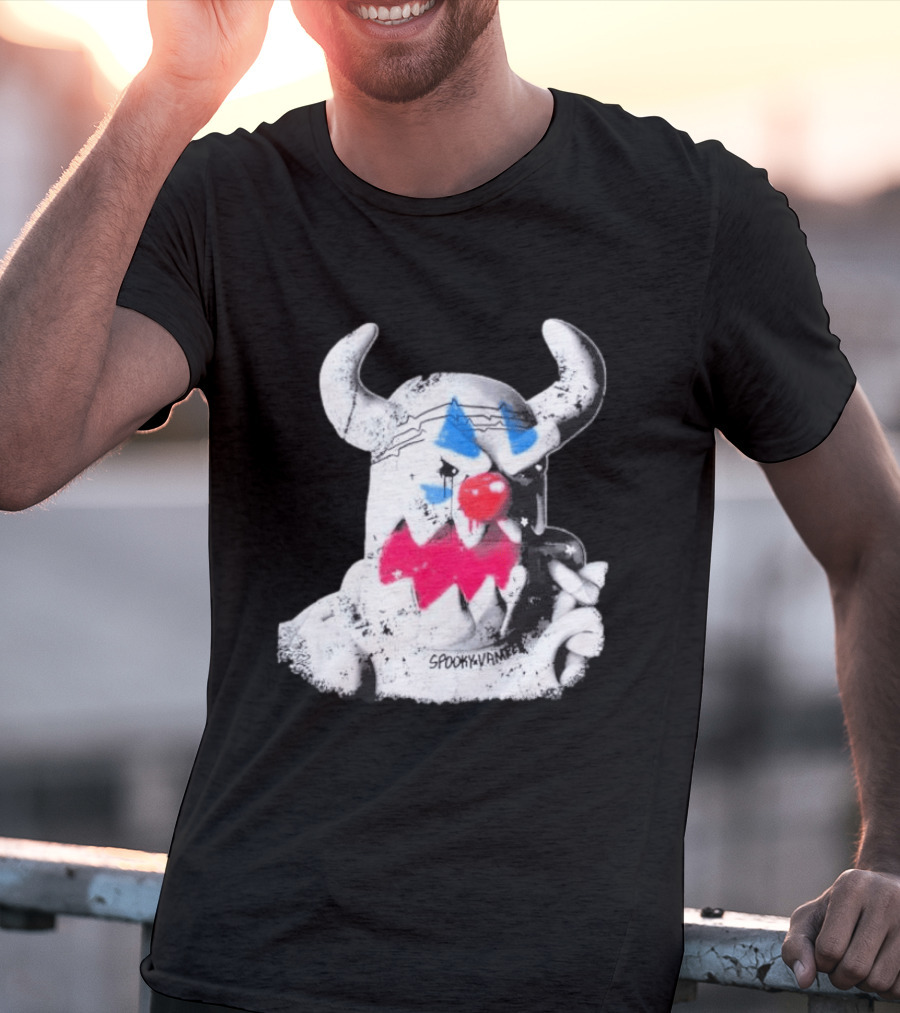 Spooky Vameee Monster Graffiti Style With Horns And Clown Features T-Shirt
