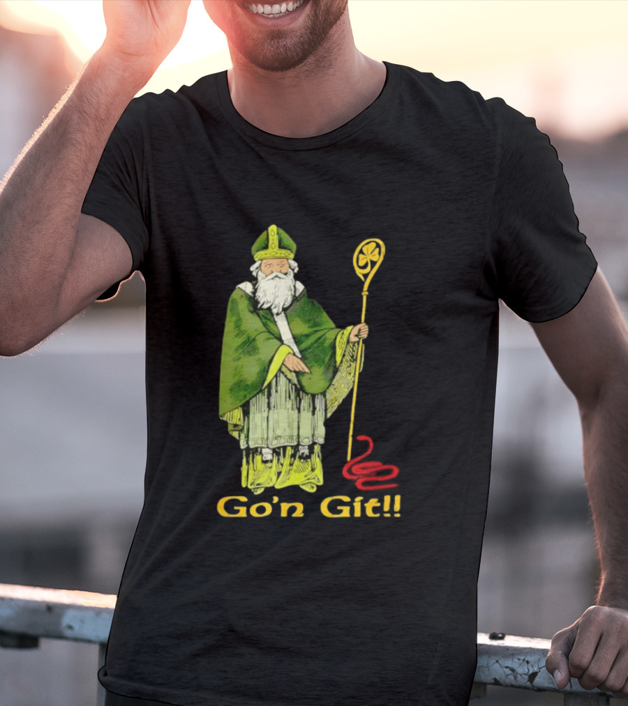 Go'n Git St Patrick Vintage Illustration With Staff And Smoke T-Shirt