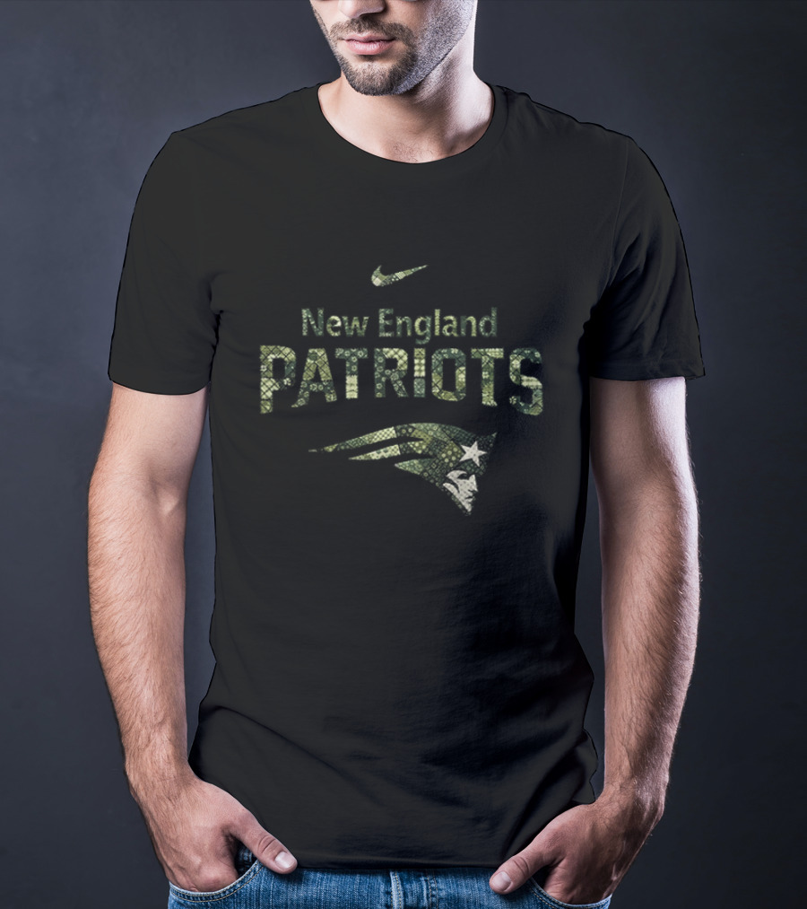 New England Patriots Snoopy Who Needs Luck T-Shirt