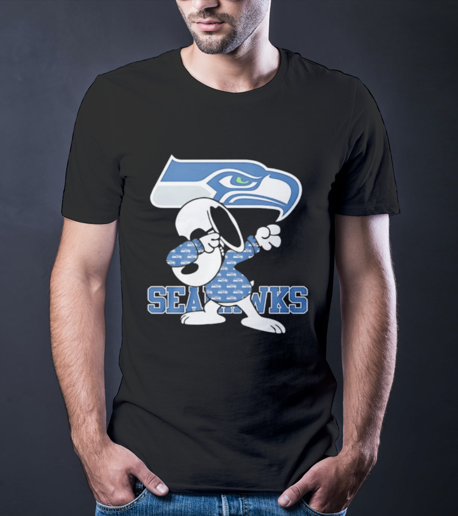 Seattle Seahawks Snoopy Peanuts NFL Team Collaboration T-Shirt