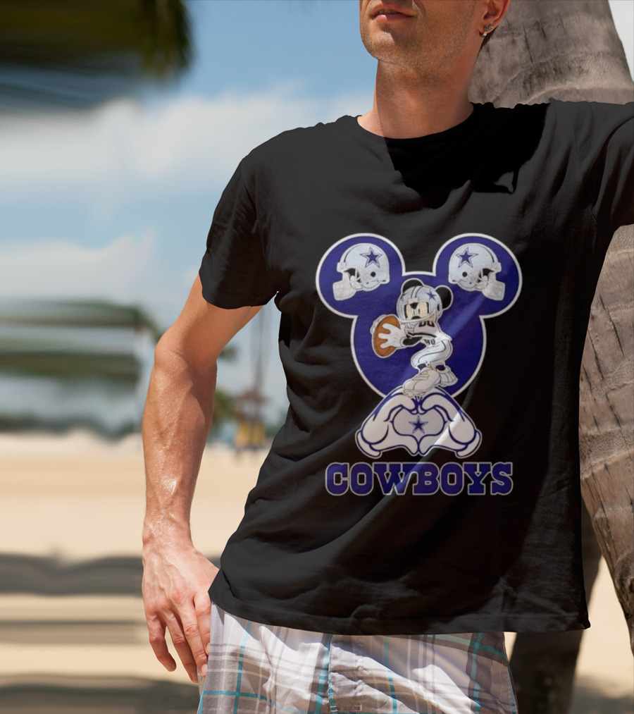 Dallas Cowboys Mickey Mouse Heart Hands Football Helmets T-Shirt